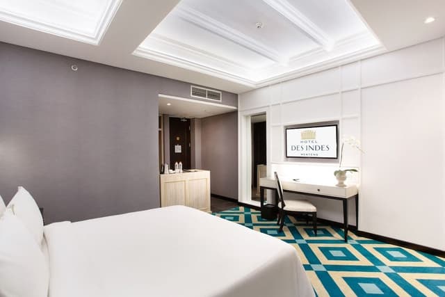 Grand Deluxe King Room