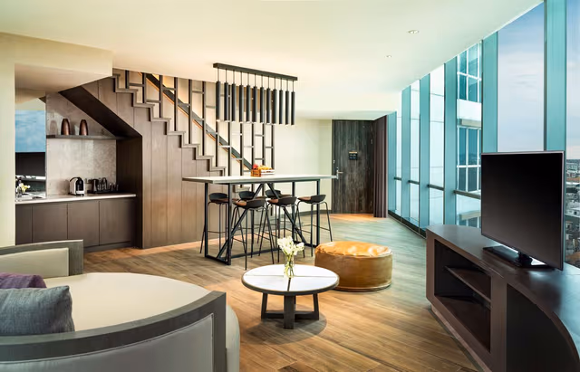 KING LOFT DUPLEX SUITE