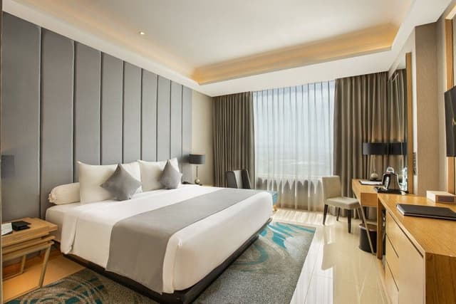 Deluxe King Bed Non Smoking