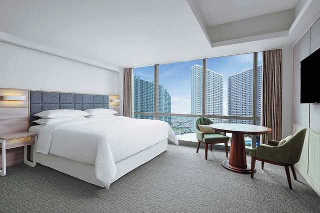 Junior Suite, 1 King Bed (Junior Suite, 1 King Bed)
