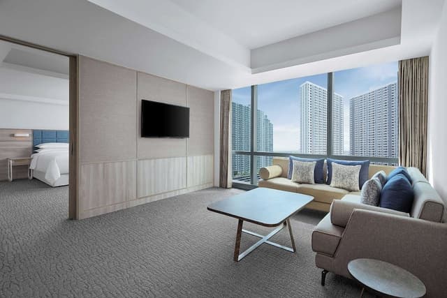 Premium Suite, 1 King Bed