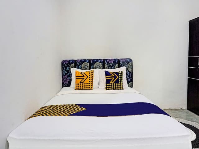 Economy Double Room