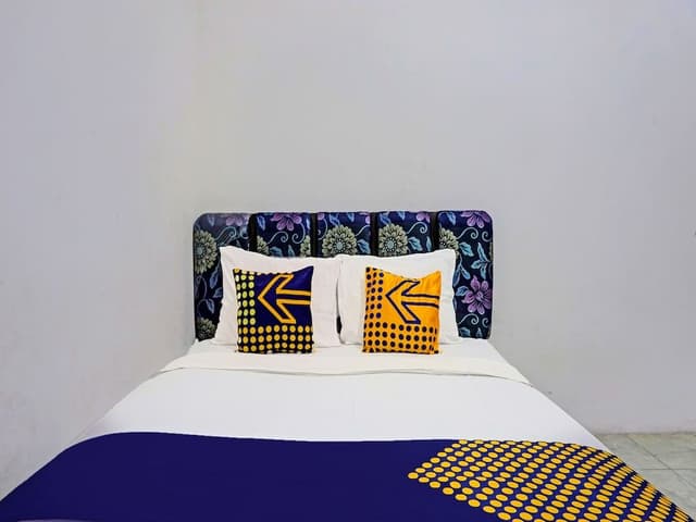 Economy Double Room