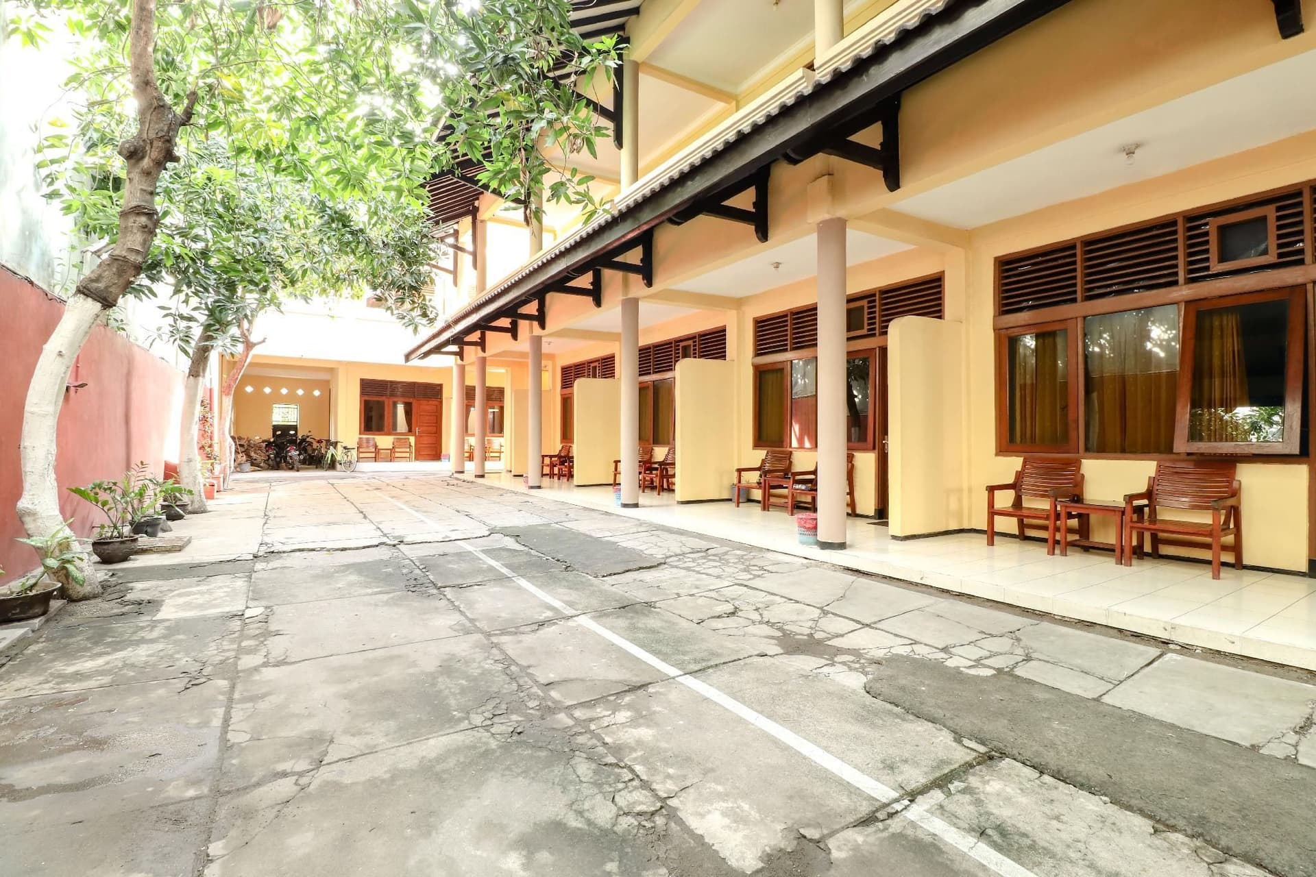 โรงแรม บุงูราซิห์ ชาเรียะฮ์ โรงแรม บุงูราซิห์ ชาเรียะฮ์