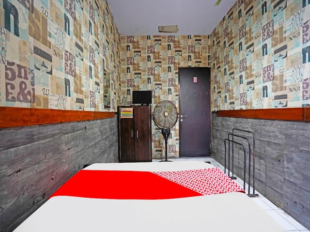 Economy Double Room