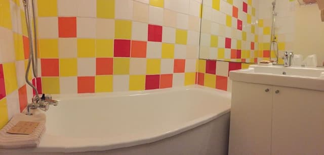 Double Room with 1 Double Bed