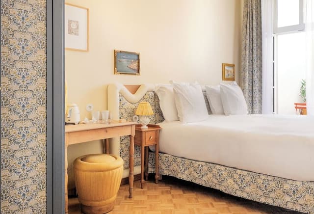 Comfort Room, Terrace