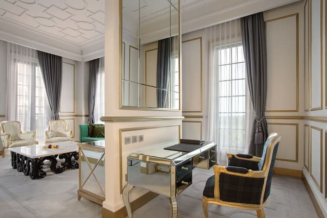 Executive Suite