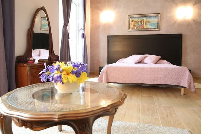 Junior Suite, Garden View (2- 4 PAX)