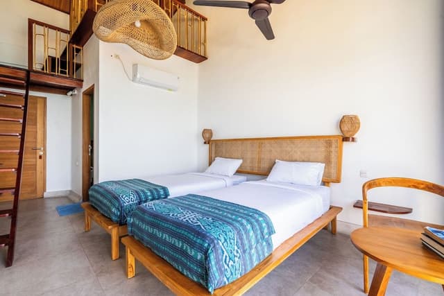 Deluxe Room, Multiple Beds, Sea View