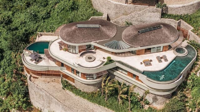 Luxury Villa, 4 Bedrooms, Private Pool, Ocean View (Nyrenstone)