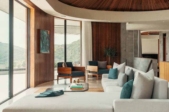 Luxury Villa, 4 Bedrooms, Private Pool, Ocean View (Nyrenstone)