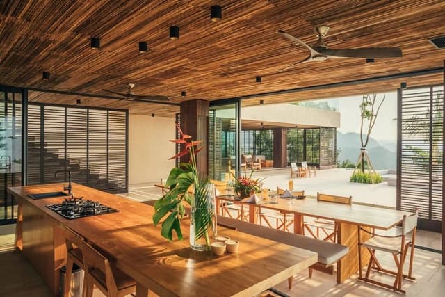 Luxury Villa, 4 Bedrooms, Private Pool, Ocean View (Villa Solah)