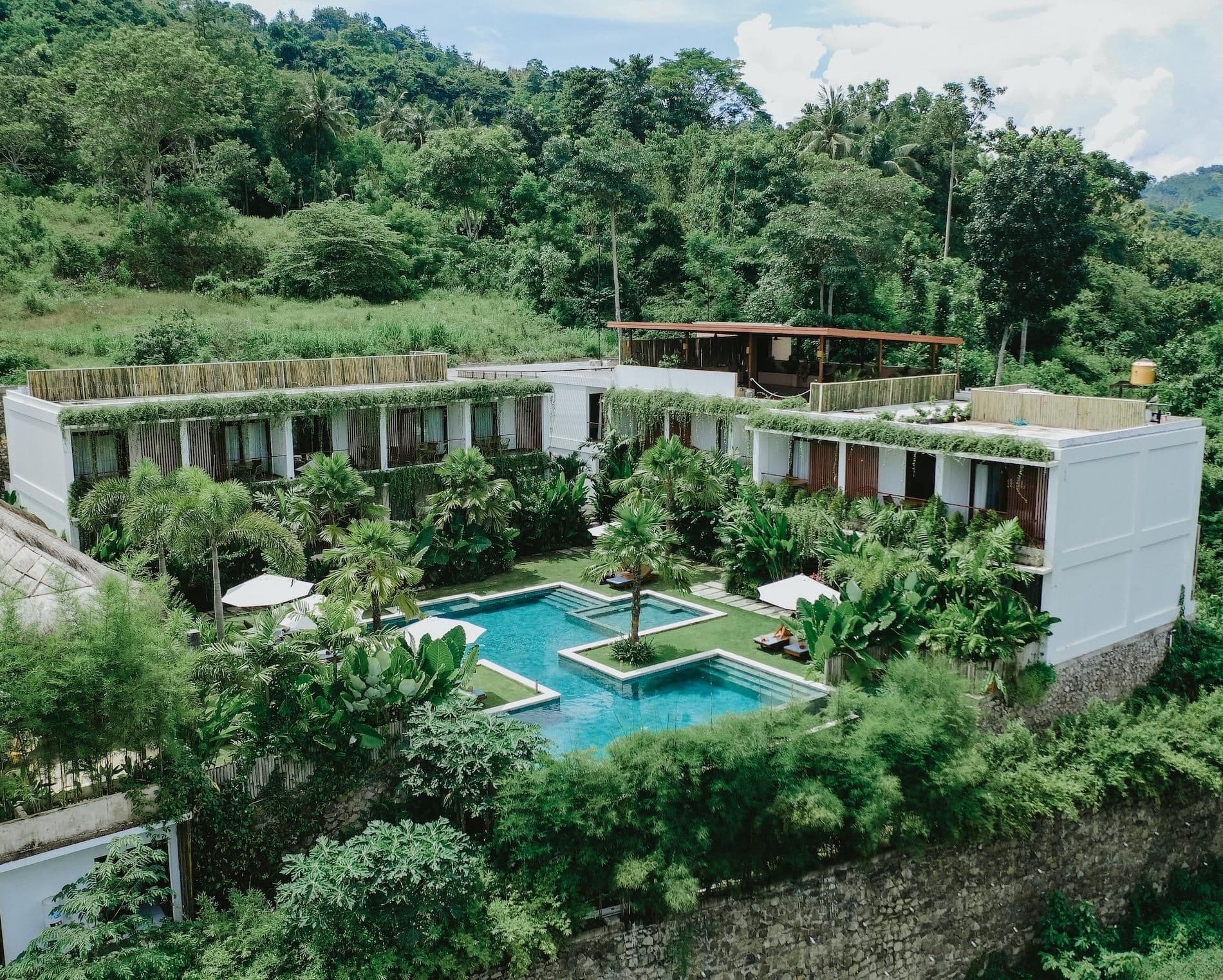 โรงแรมพอร์เตอร์ - สถานที่พักผ่อนสำหรับการเล่นเซิร์ฟและโยคะ