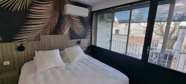 Standard Double Room, 1st floor, Rhône river side