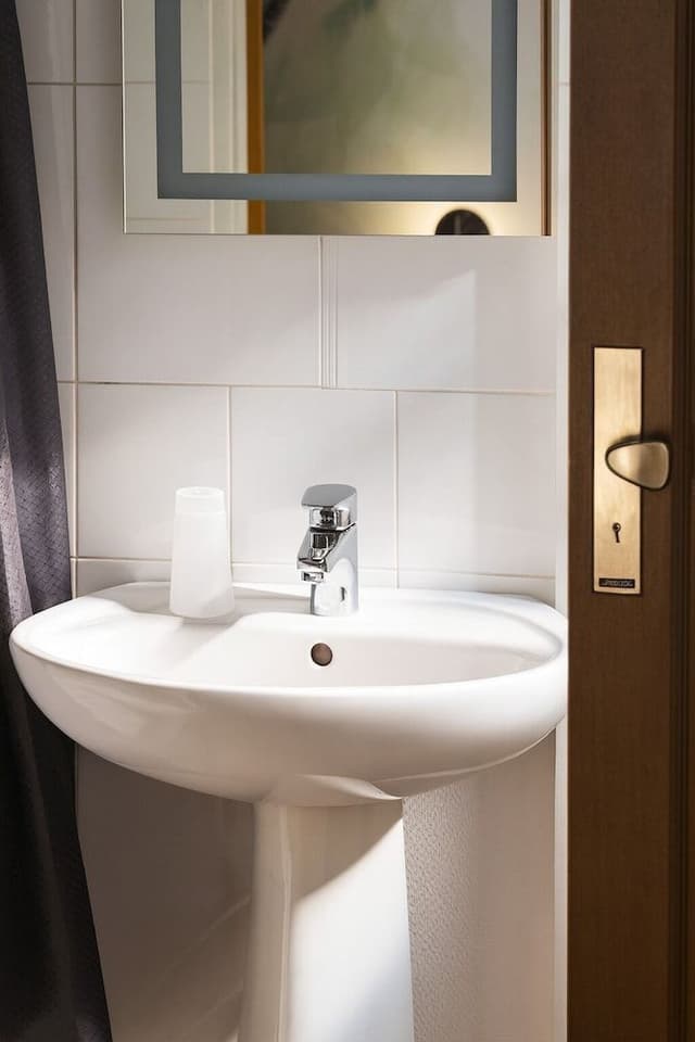 Economy Single Room