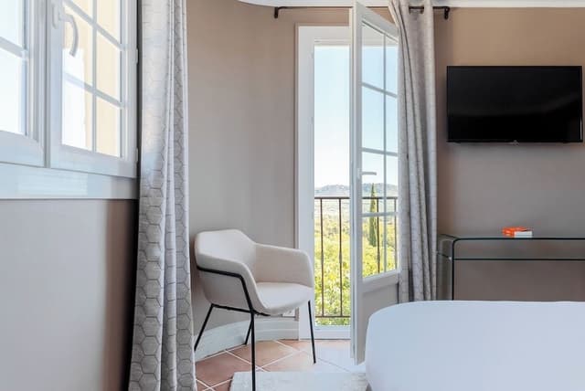 Superior Room, 1 Double or 2 Twin Beds, Bathtub