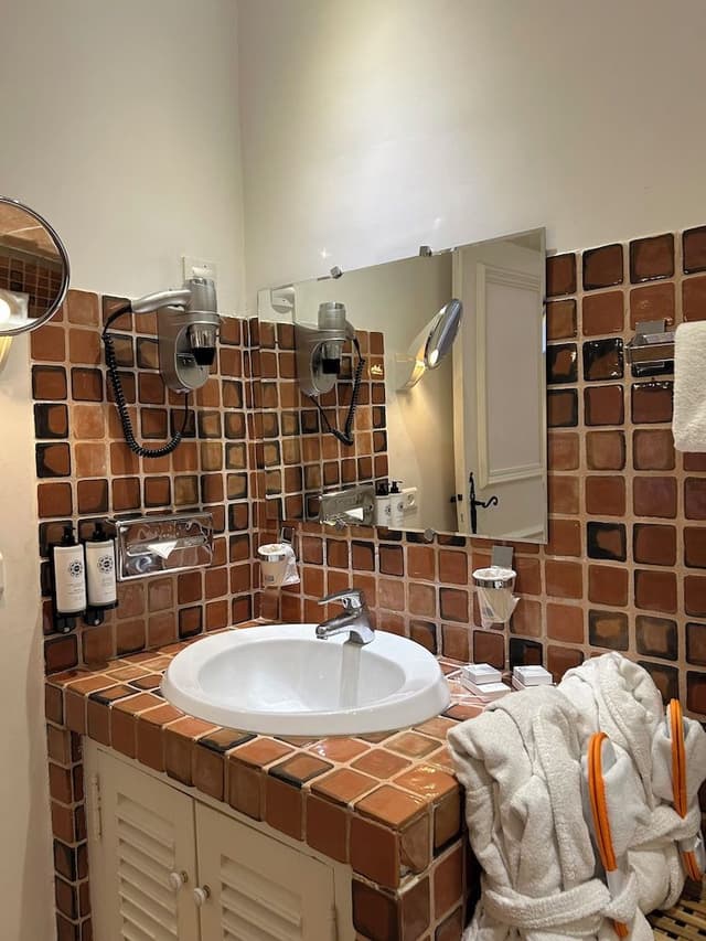 Superior Room, 1 Double or 2 Twin Beds, Bathtub