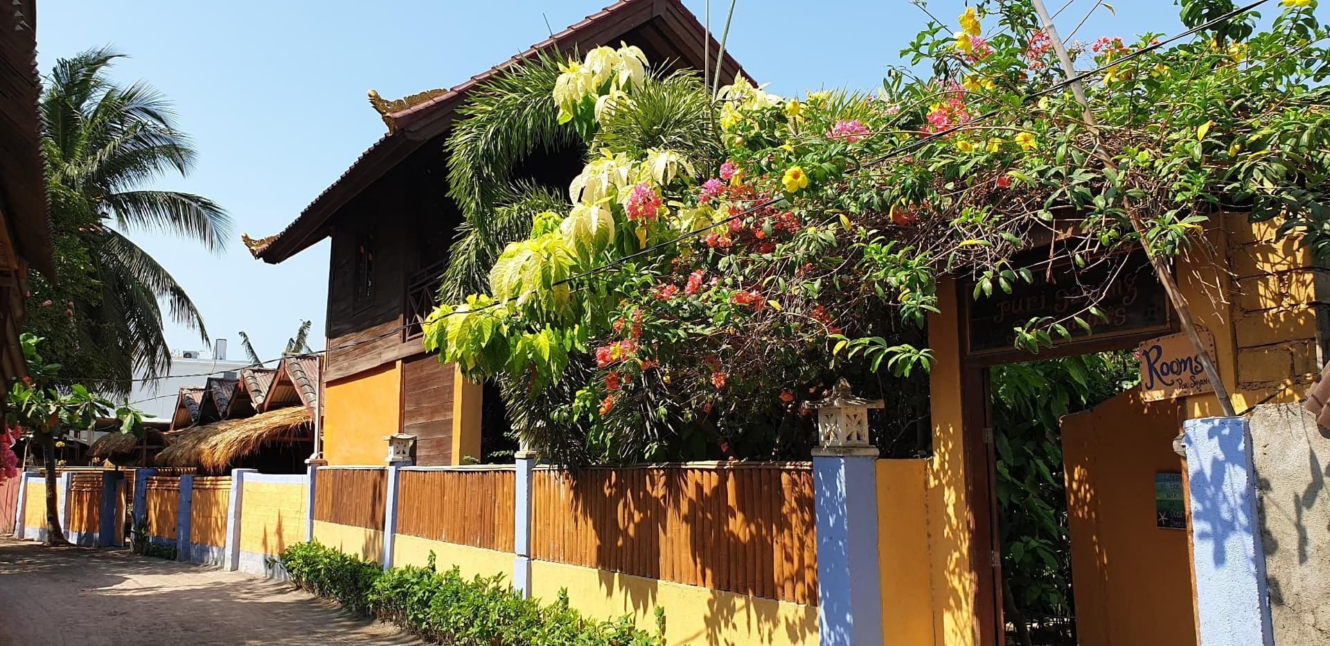 Puri Sayang Bungalows Puri Sayang Bungalows