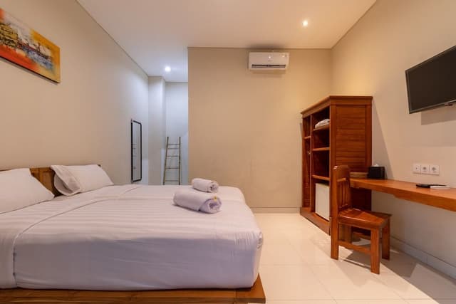 Deluxe Twin Room, 2 Twin Beds, Non Smoking, Private Bathroom