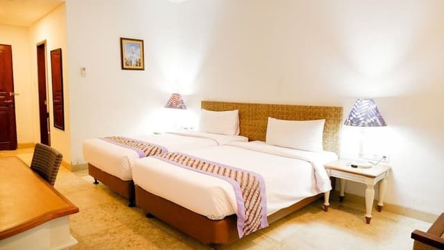 Deluxe Double or Twin Room