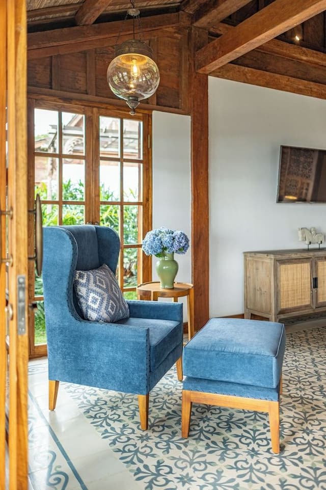 Lambo Suite