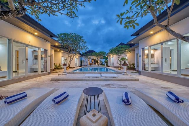 One Bedroom Villa