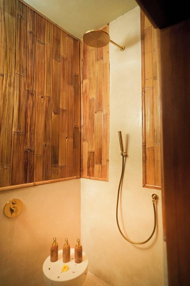 Suite with Pool Access