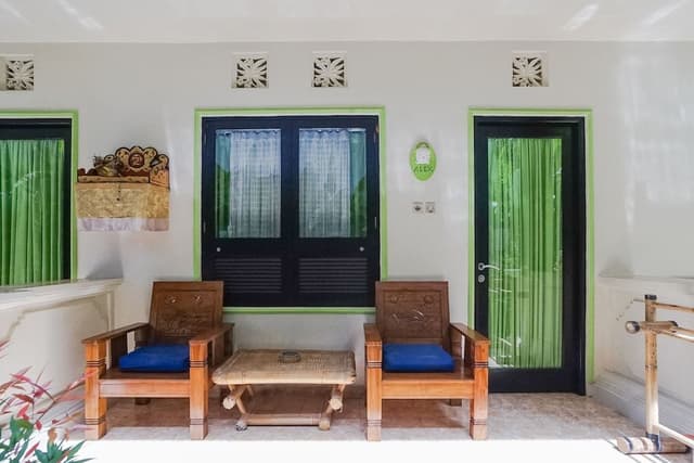 Triple Room