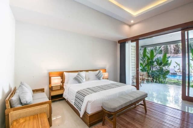 Premier Room