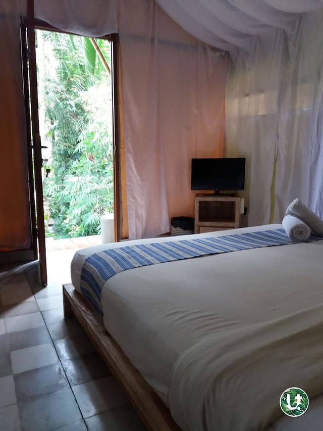 Private Tent Glamping
