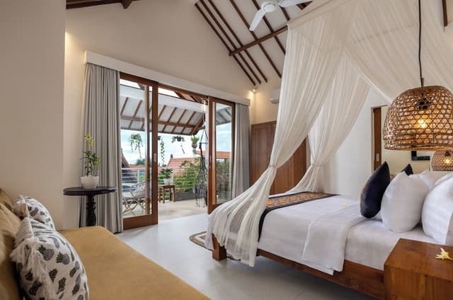 Deluxe Villa
