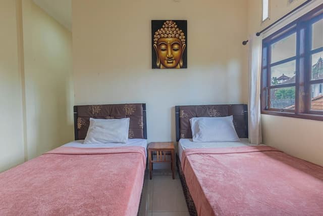Standard Twin Room