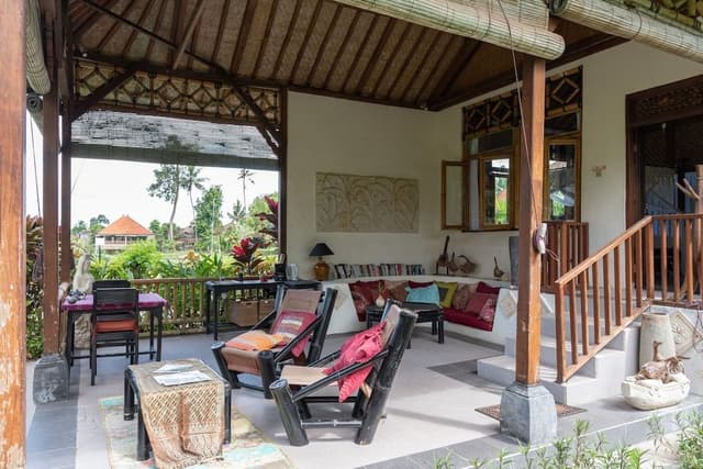 Deluxe Villa