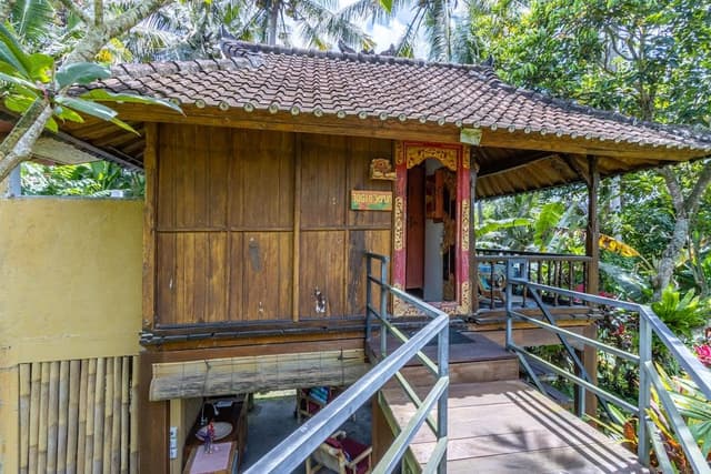 Basic Villa