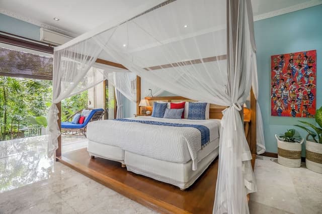 Standard Suite (Jungle View)