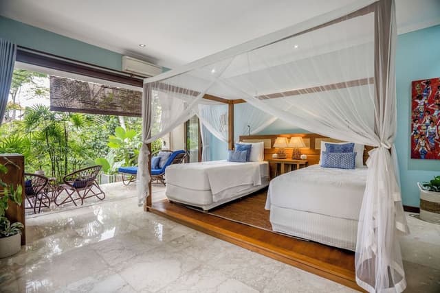 Standard Suite (Jungle View)