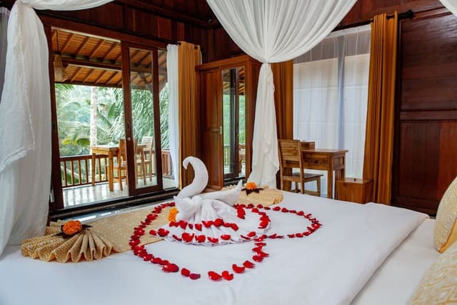 Junior Suite with Balcony
