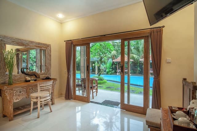 Executive Suite, 1 Bedroom, Pool View