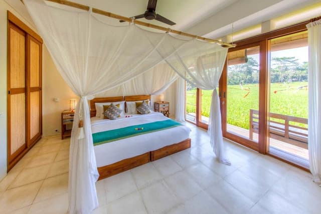 Deluxe Room, 1 King Bed, Non Smoking