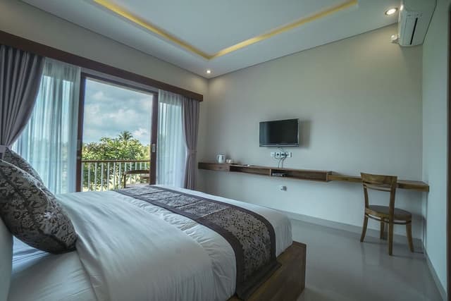 Deluxe Room, Balcony