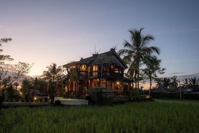 Deluxe Villa