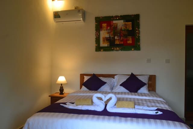 Standard Room, 1 Queen Bed