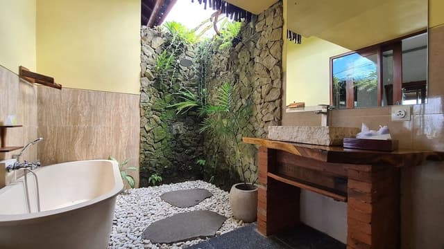 Superior Villa, 1 Bedroom, Kitchen, Pool View