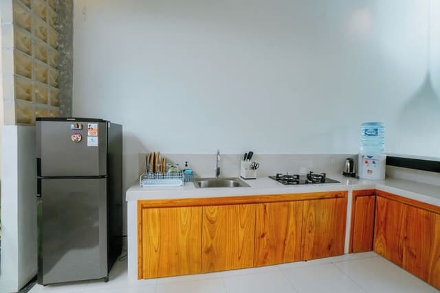 Classic Villa, 1 King Bed, Kitchen, Pool View
