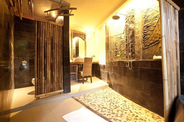 Family Room (Joglo Jepun)
