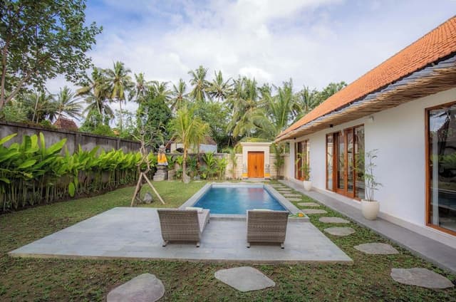 Executive Villa, 3 Bedrooms, Kitchen, Pool View