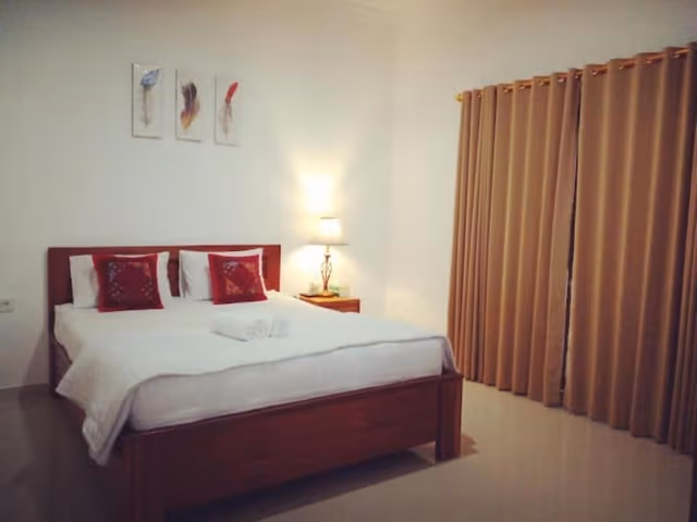 Deluxe Double Room, Garden View