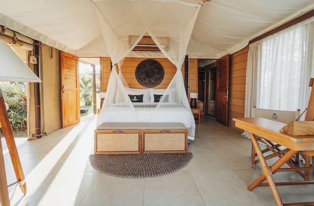 Superior Room, Garden View
