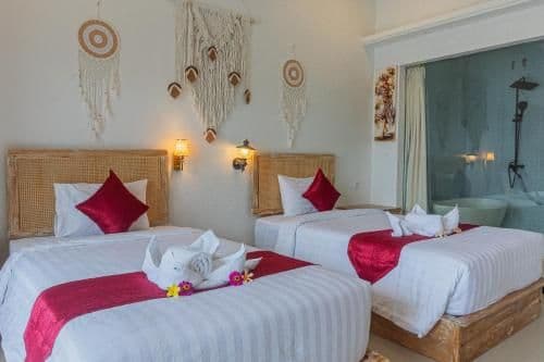 Twin Bed Room